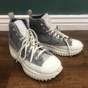 Converse Chuck Taylor Unisex M-7.5 W-9 US Gray Run Star Hike Sherpa Sneakers